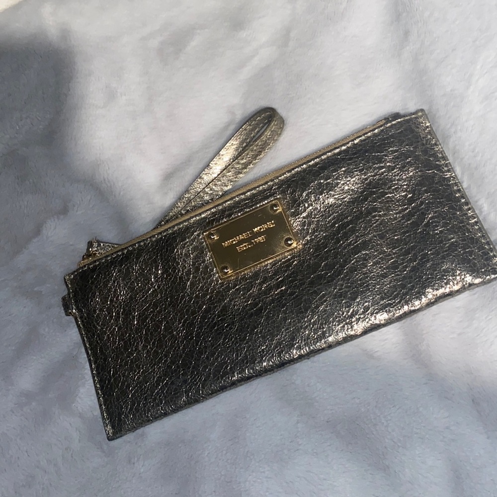 Michael Kors Wristlet
